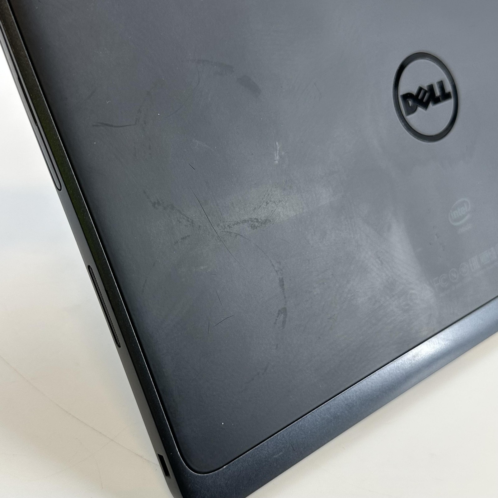 Dell Venue 10 Pro 5056 TOUCH Atom x5-Z8500 1.44GHz 4GB 128GB Good -BAD CAMERA