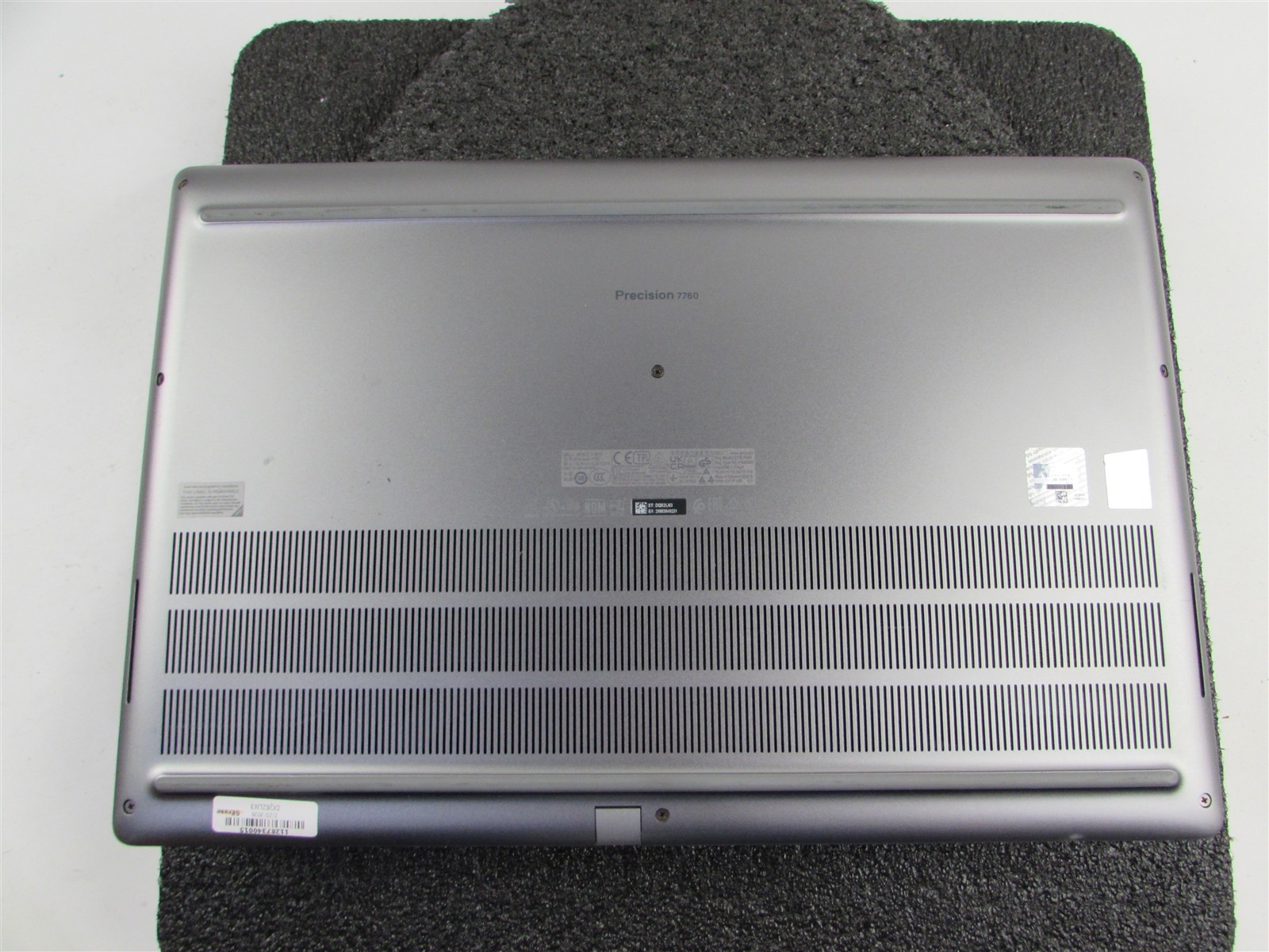 DELL PRECISION 7760 1920X1080 I7-11850H 1TB 32GB NVIDIA RTX A4000 WIN 11 PRO