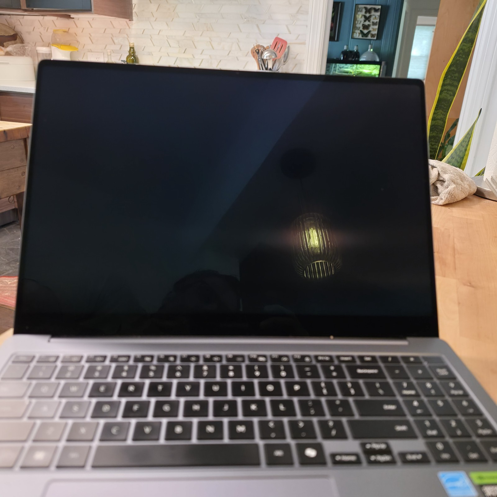 Samsung Galaxy Book 4 Ultra 9 RTX 4070 32GB RAM 1 TB SSD OLED