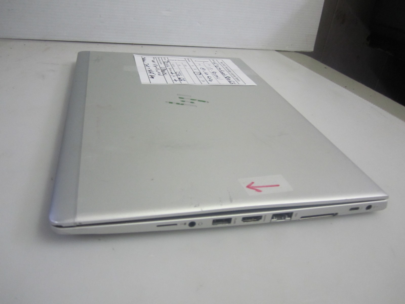 HP EliteBook 840 G5 i5-8250U 1.6GHz 16GB 256GB M2SSD UBUNTU LAPTOP + AC READ