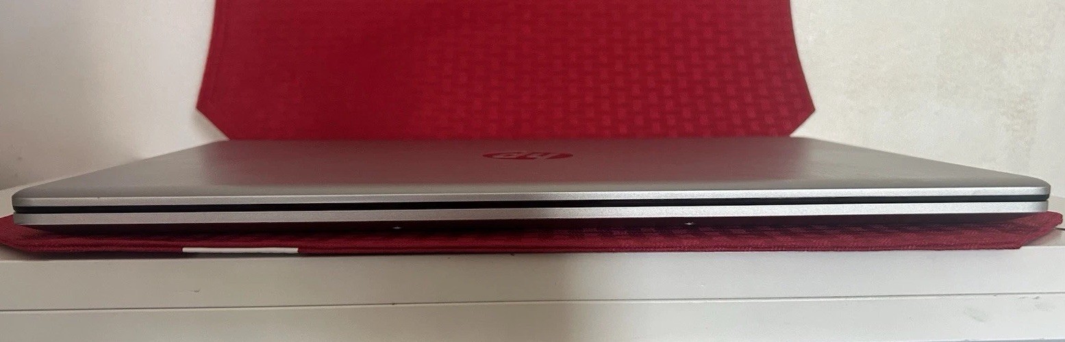 HP 17-cn2123nr 17t Silver Laptop PC 17.3″ Touch i3-1215U 12GB 512G SSD