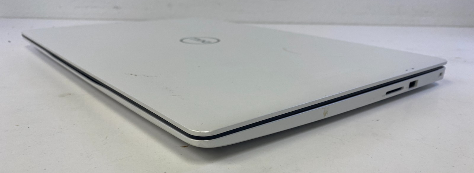 Dell Inspiron 3593 15.6″ Intel Core i5 1035G1 CPU 8GB RAM NO SSD/OS/CHARGER