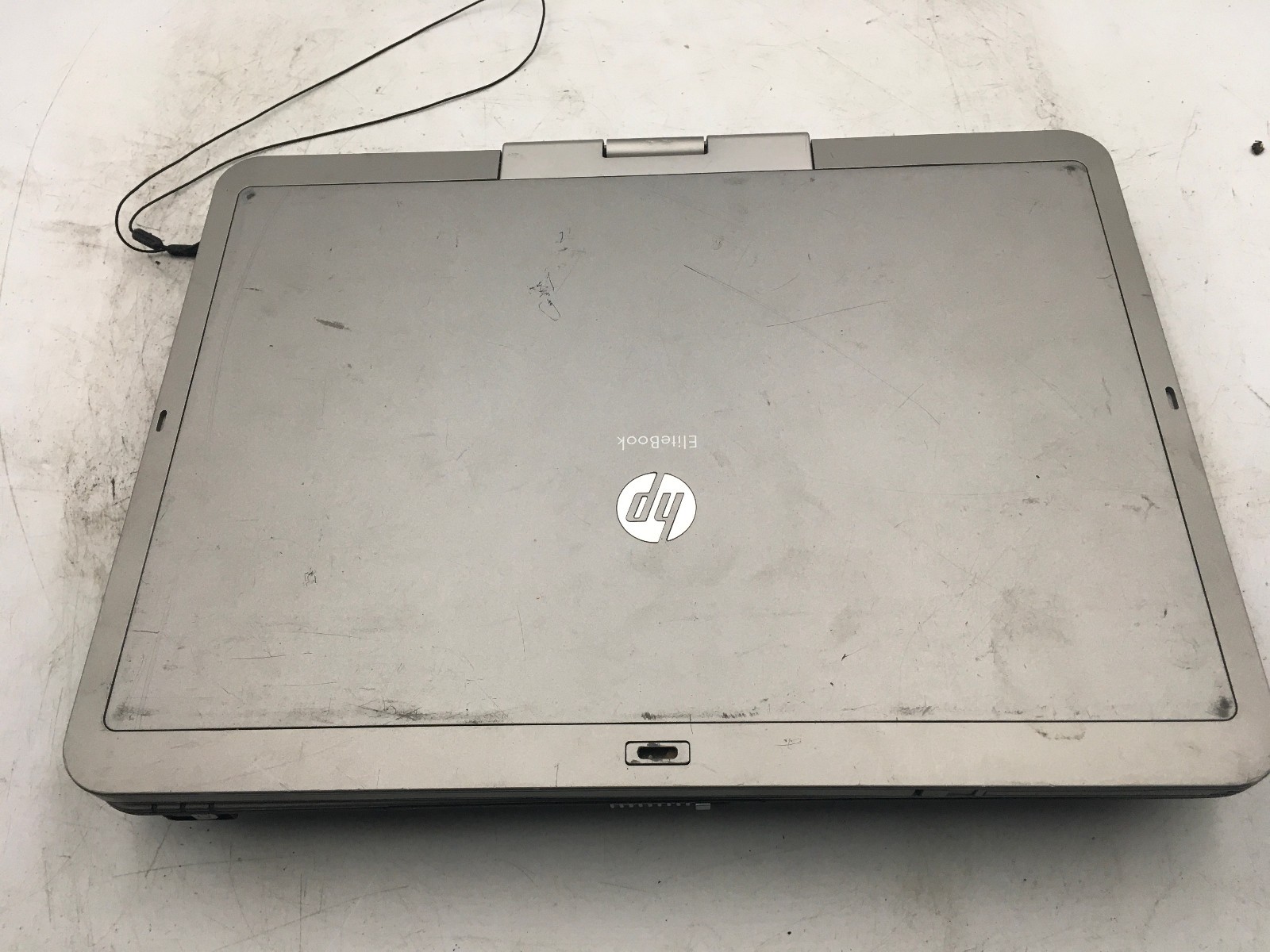 HP ELITEBOOK 2740P – FOR PARTS/BIOS LOCK – INTEL i5-540M – NO RAM – READ – BB