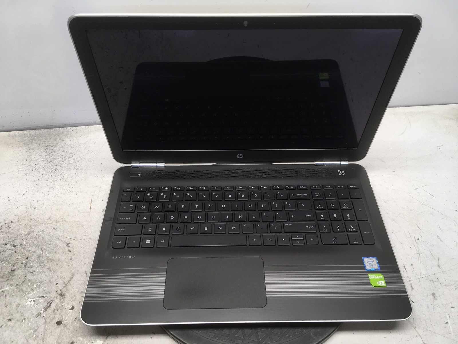 HP Pavilion 15-AU147CL Intel i7-7500U 16 GB NO HD/Batt NVIDIA GeForce 940MX