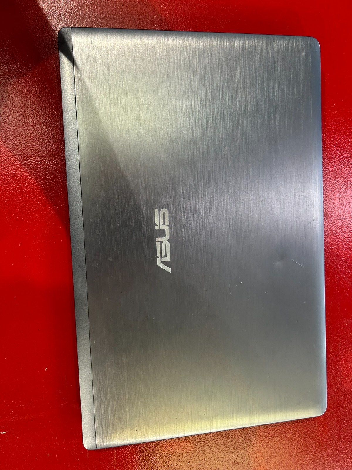 “ASUS VivoBook 15 X512 Ryzen / Core i3 Laptop – No Battery – FOR PARTS / REPAIR