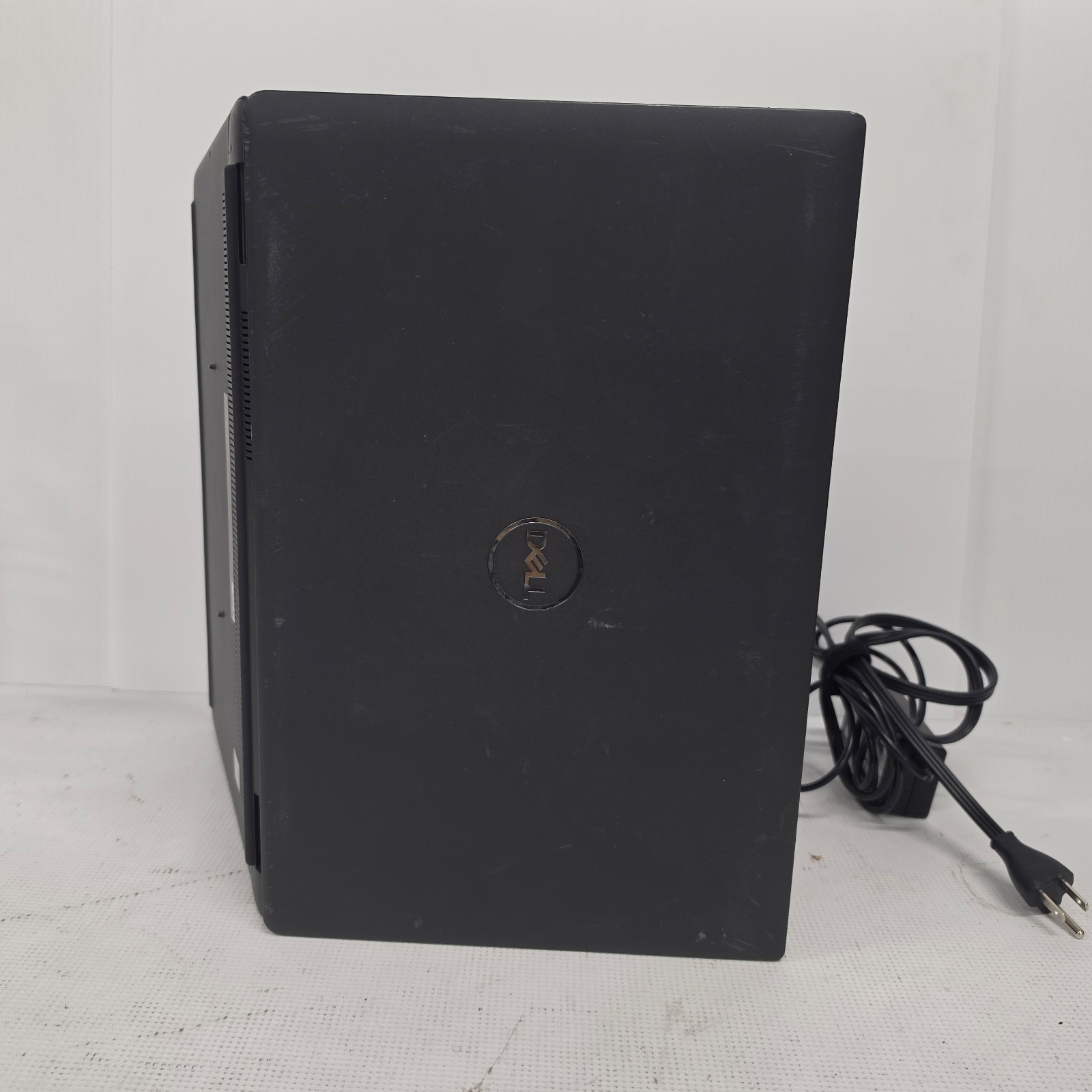 Dell Latitude 3520 15.6″ i5-1135G7 2.4Ghz Iris XE 8GB Ram Win 11 Pro Laptop
