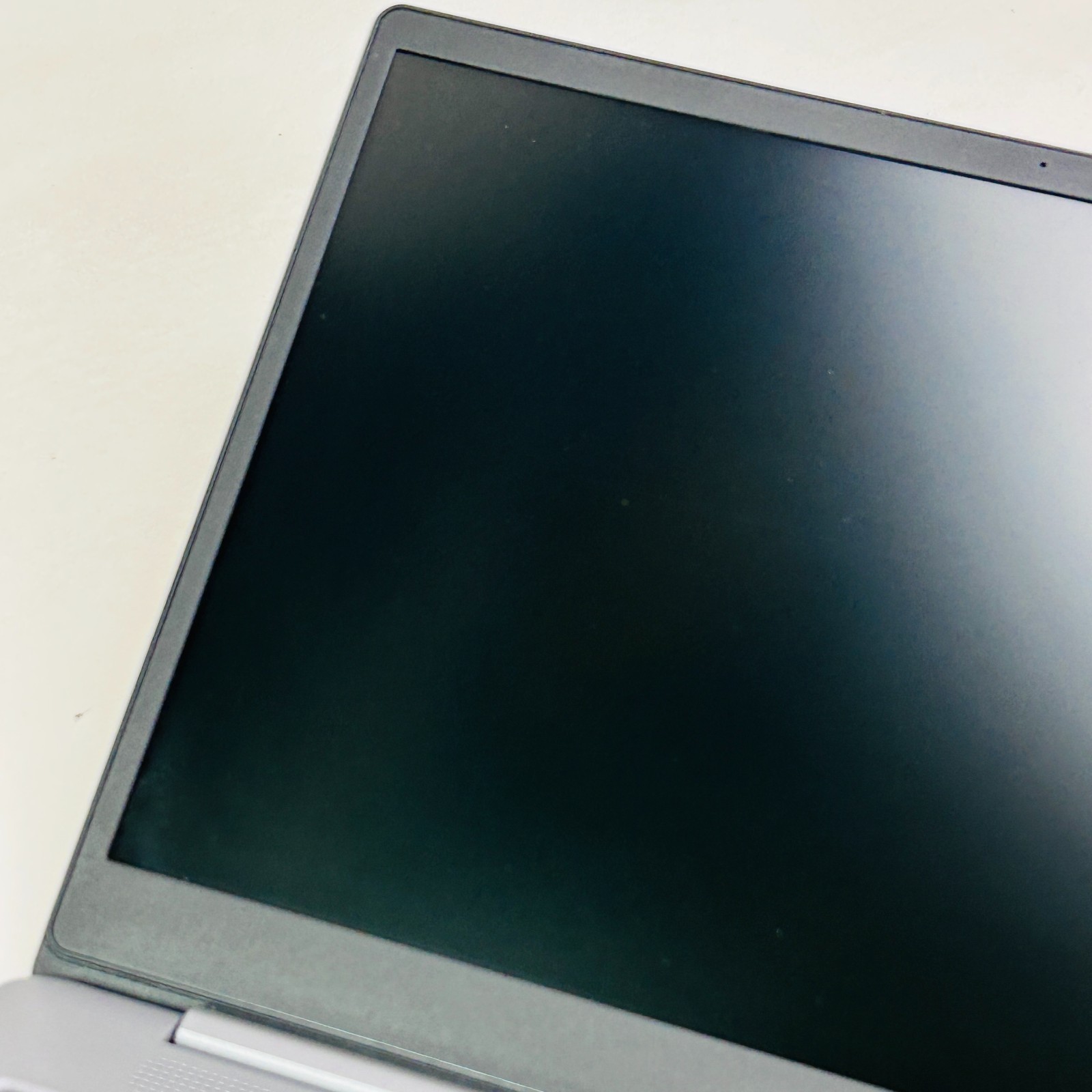 Lenovo IdeaPad 3 Chrome 15IJL6 15.6″ Chromebook Celeron N4500 4GB RAM 64GB SSD