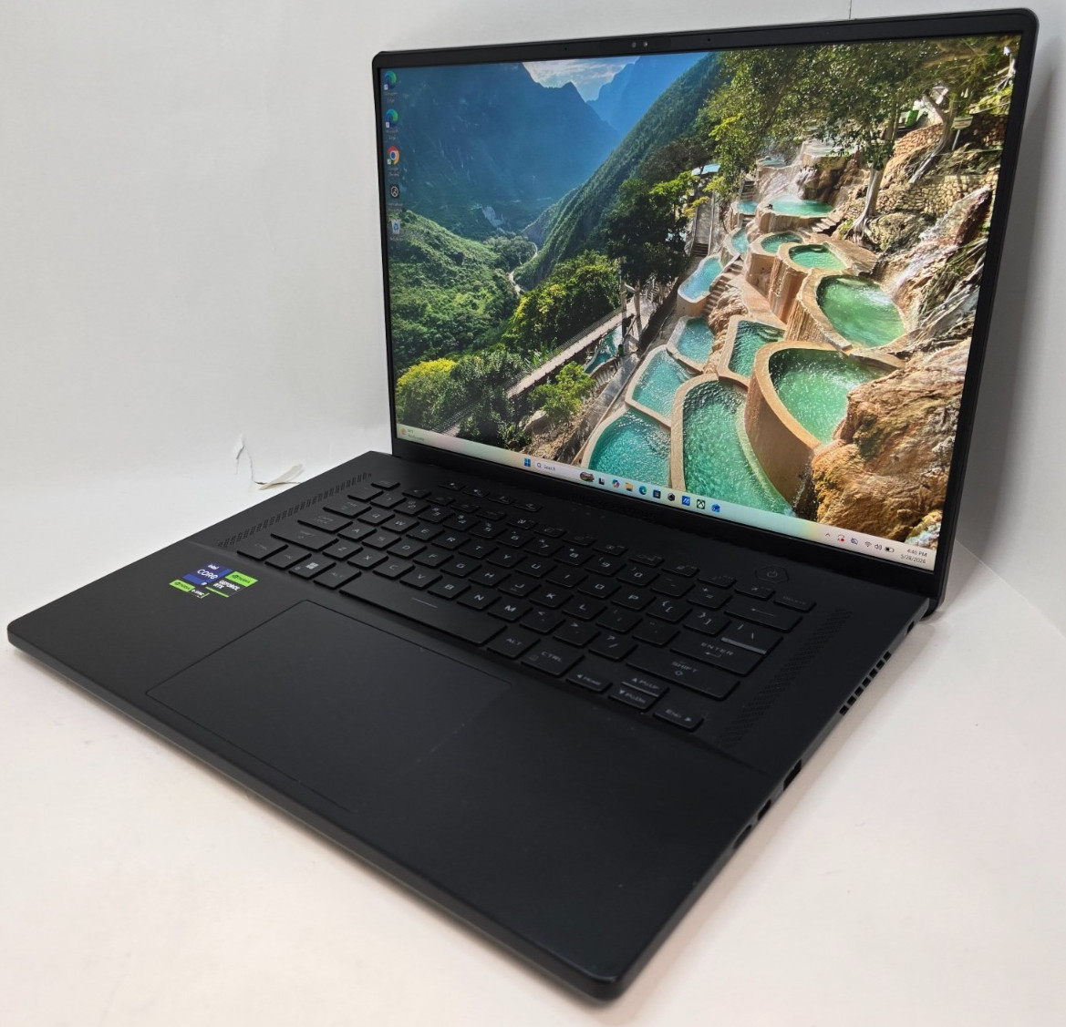 ASUS ROG M16 16″ i9-13900H 14C, 16GB, 1.5 TB SSD, RTX 4070, WQXGA 240HZ