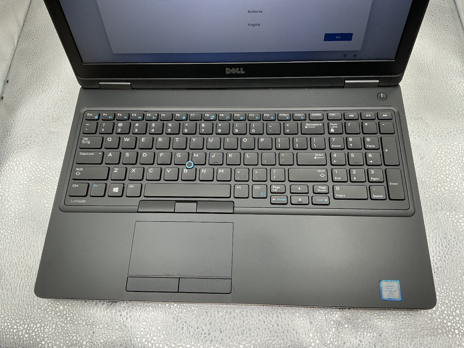 Dell Latitude 5580 i5-7300U @ 2.9GHZ, 256GB SSD, 16GB RAM, Win10, 1920×1080