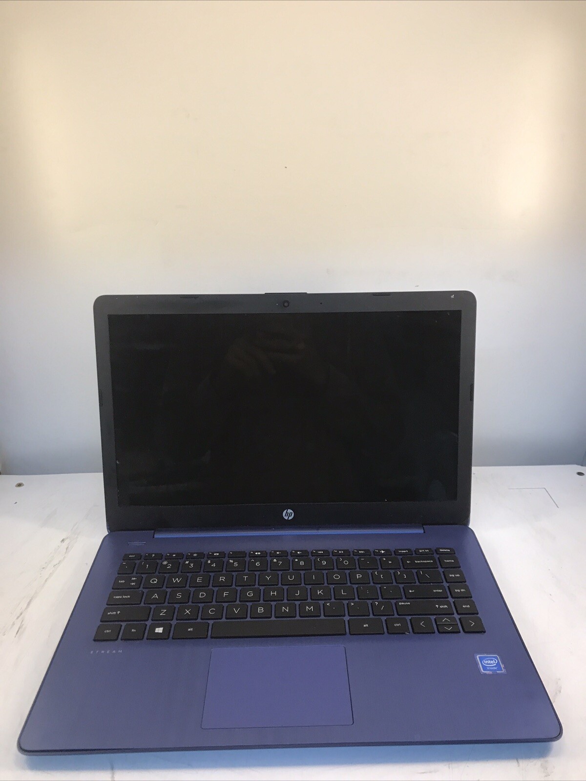 HP Stream 14-cb171wm Intel Celeron N4020 1.10 GHz 4 GB No HDD Boot to BIOS