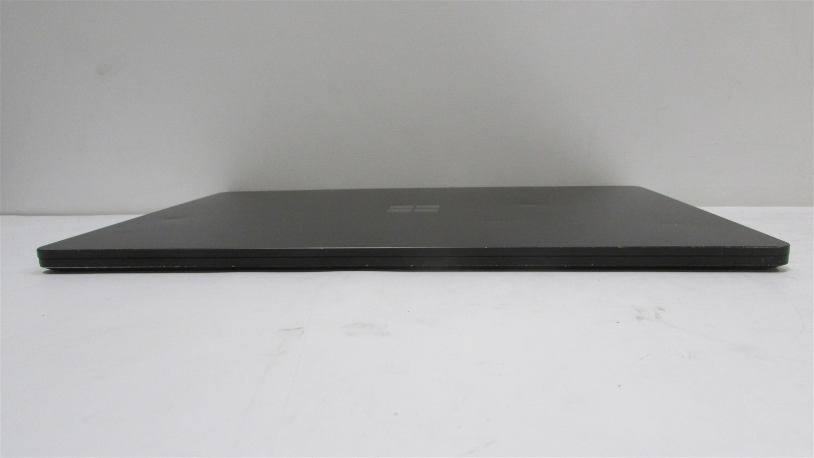 Microsoft Surface Laptop 5 1951 i7-1265U 2.7GHz 32GB RAM 1TB 13″ Win 11 Pro DMG