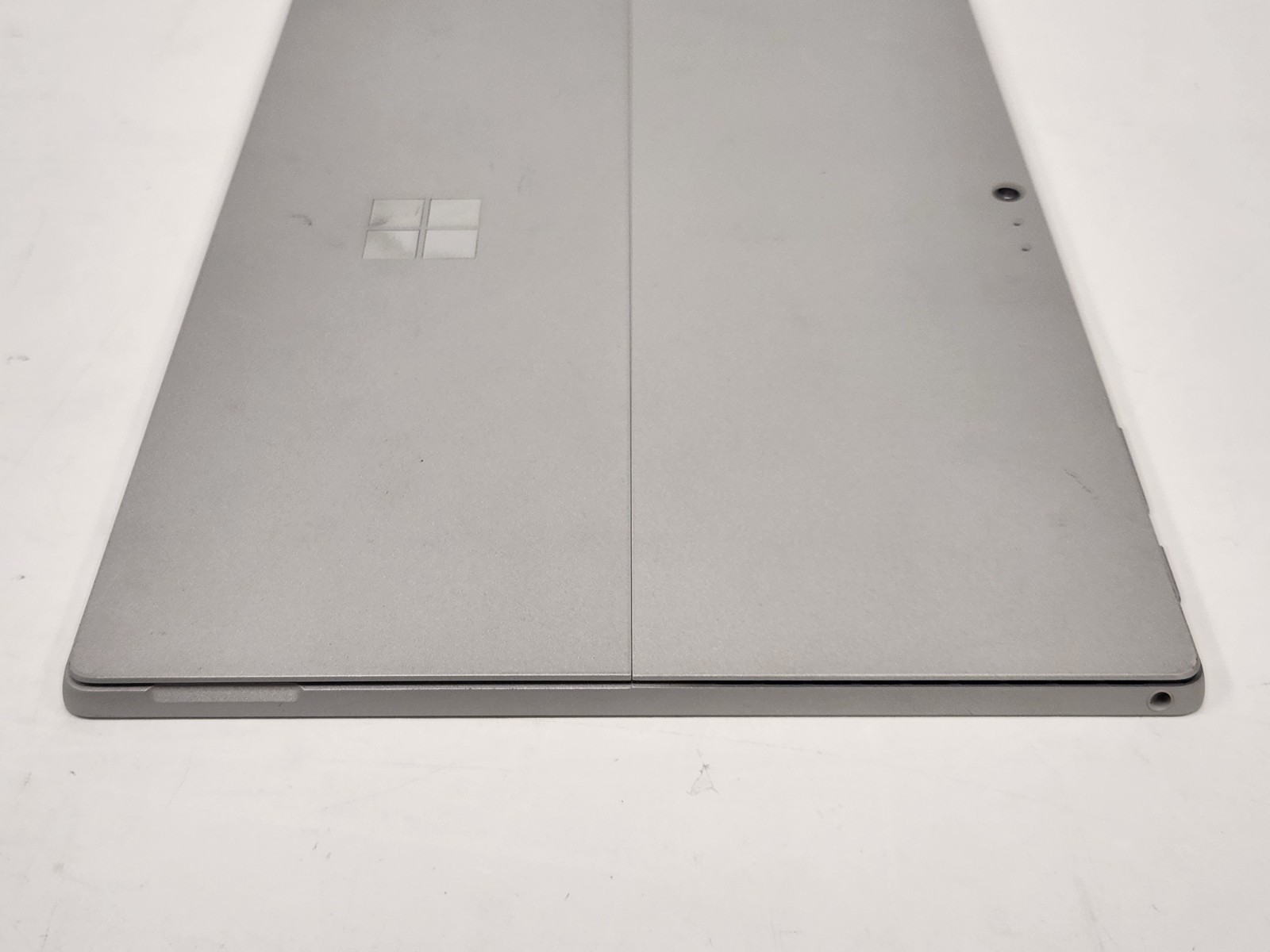 Microsoft Surface Pro 6 1796 Core i7-8650U 1.90GHz 16GB RAM 512GB SSD W11P