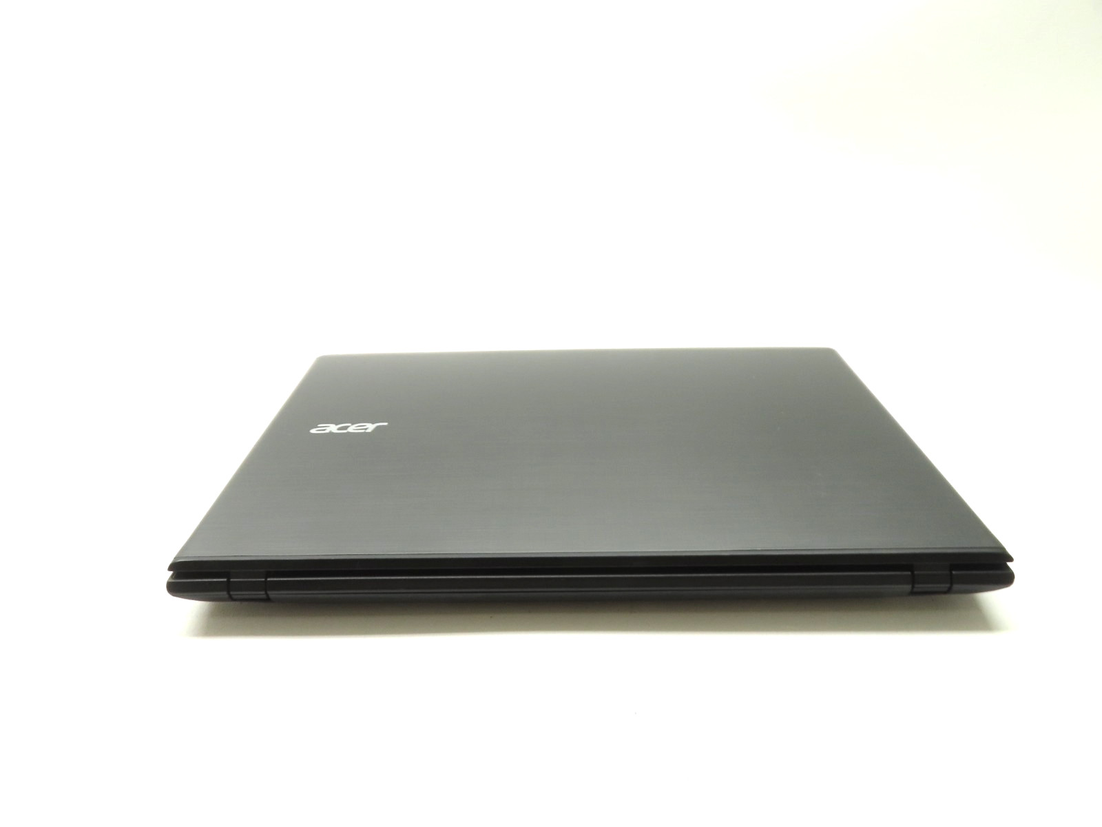 Acer Aspire E5-576-392H 15.6″ Intel i3-8130U 2.4GHz 16GB RAM 128GB SSD 1TB HDD