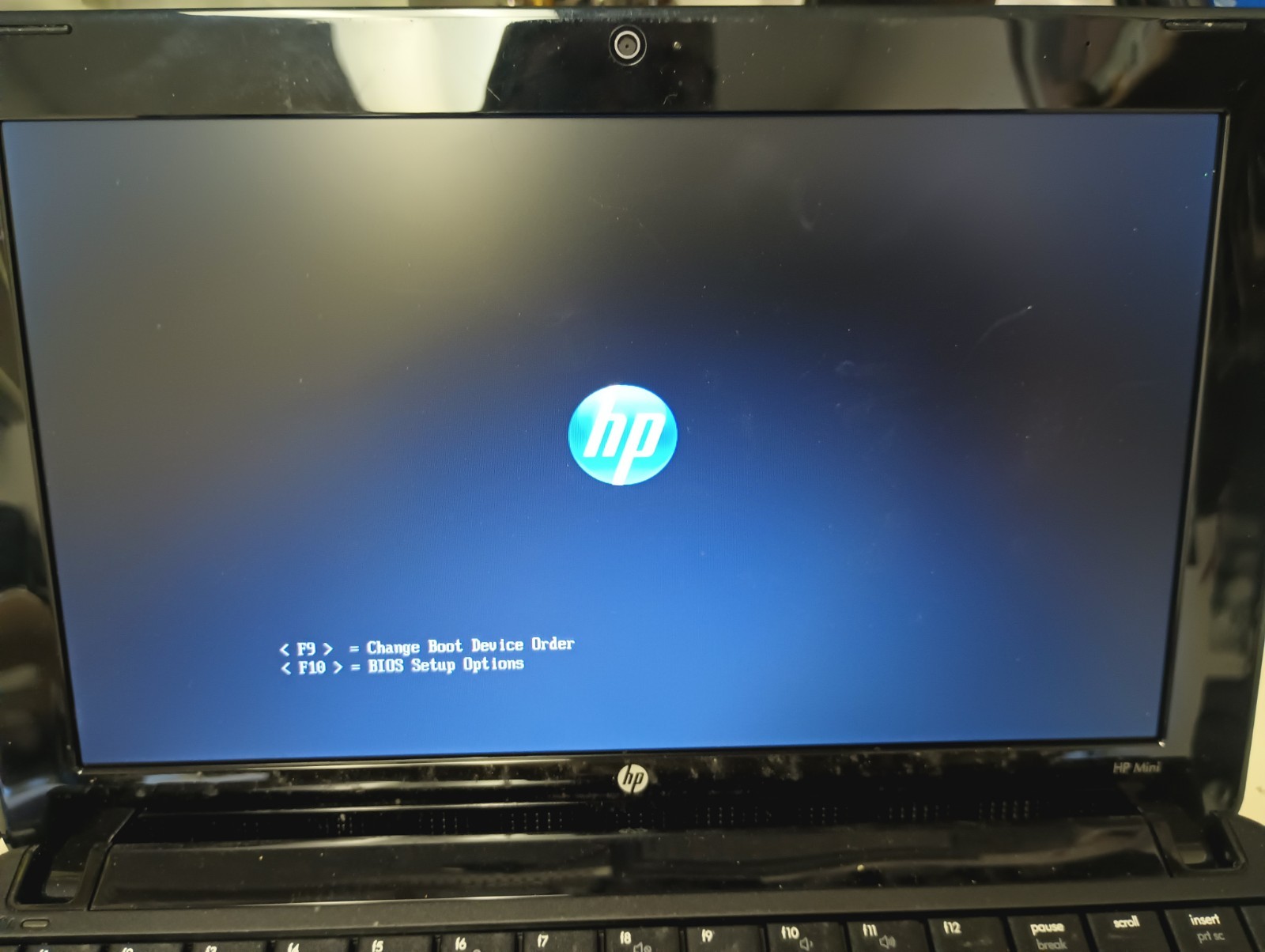HP Mini 110-1046NR Intel Atom N270 1.6GHz 1 GB Ram 160GB HDD Genuine Windows XP