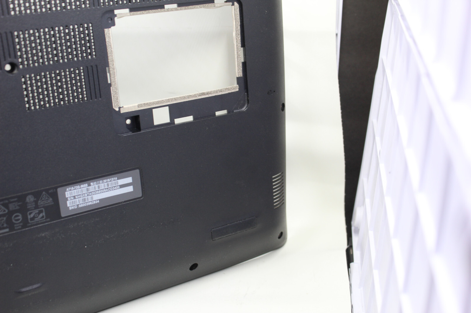 100% Genuine Acer Aspire A715-72G 15″ Keyboard & Top Cover Replacement