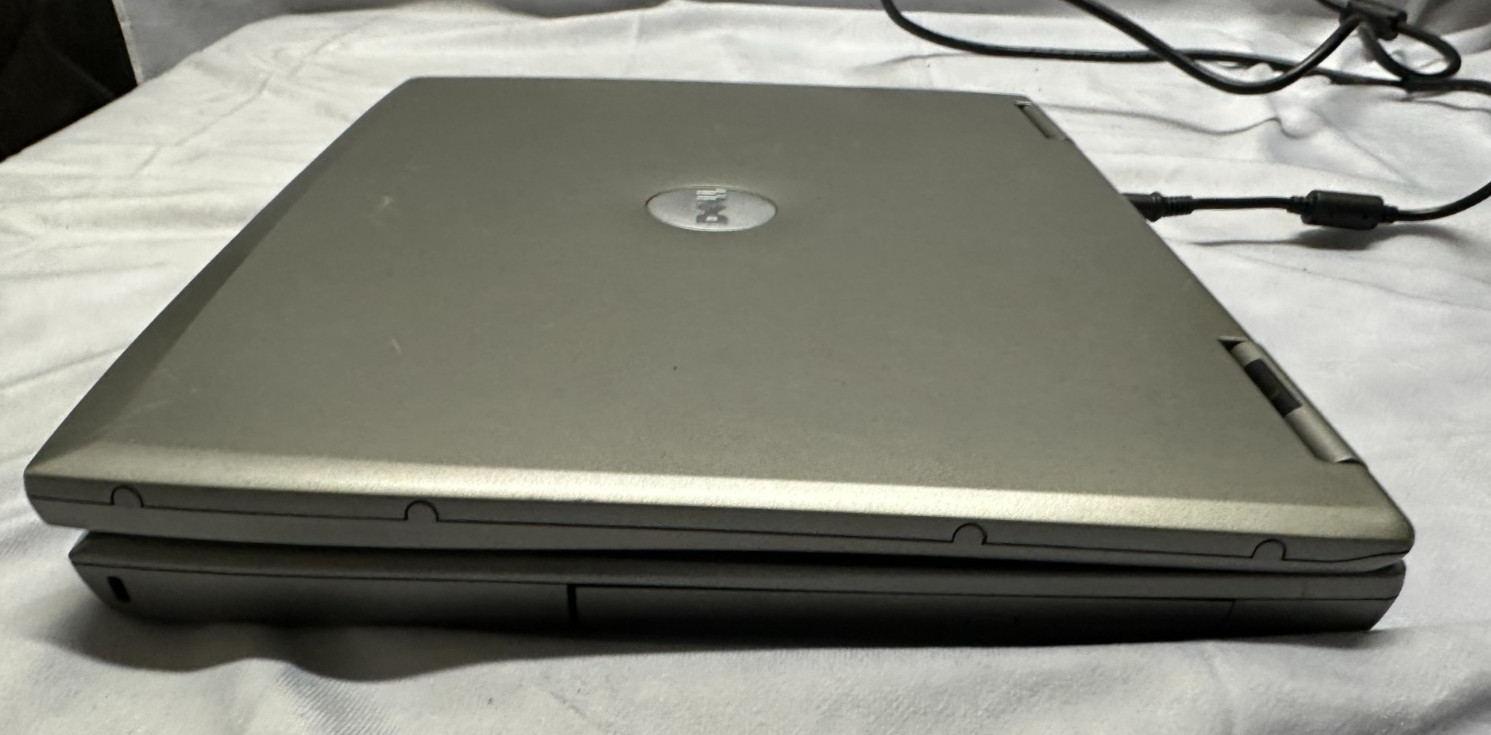 Vintage Dell Latitude D505 Laptop Windows XP – 1.49GHz,512MB of RAM-used/works