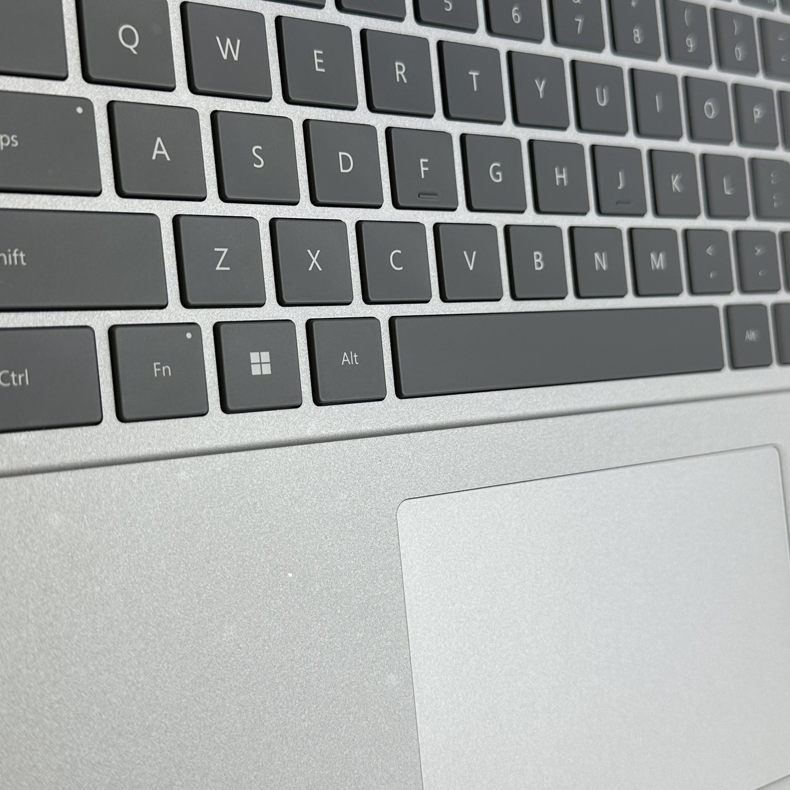Microsoft Surface Laptop Studio 14 2K TOUCH i7-11370H 16GB 512GB SSD RTX 3050 Ti