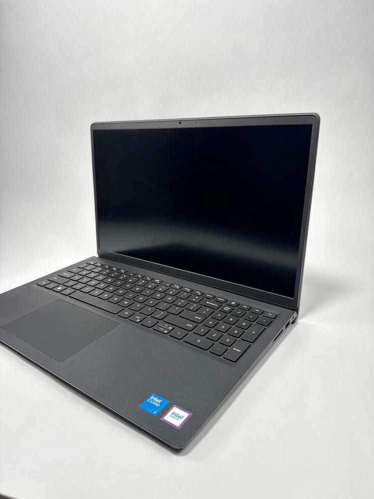 Dell 15 DC15250 15.6in FHD 120Hz Core 3 100U 8GB 512GB Laptop Black