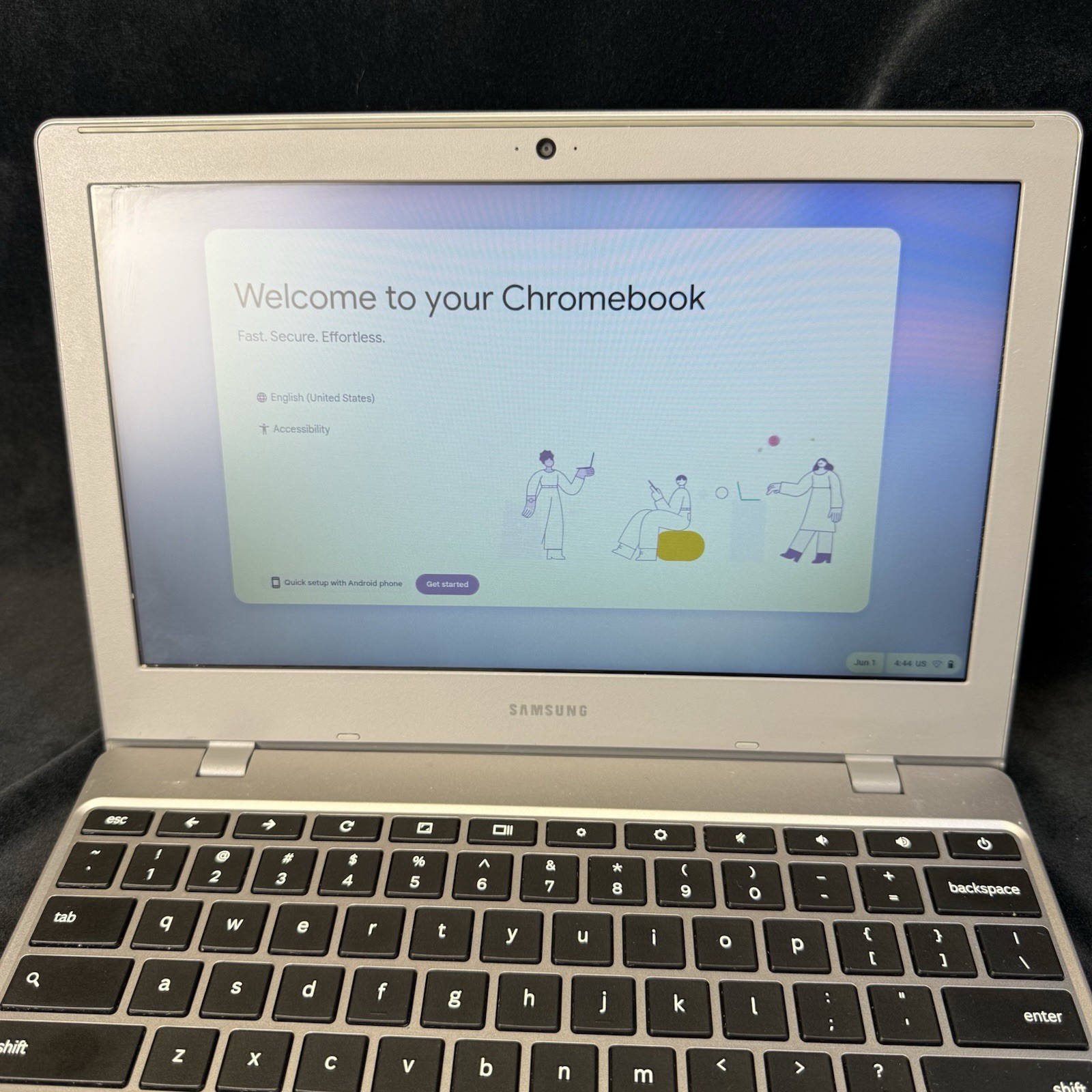 SAMSUNG XE310XBA Chromebook 4 11.6″ Intel Celeron N4000 32GB Storage | W/Case