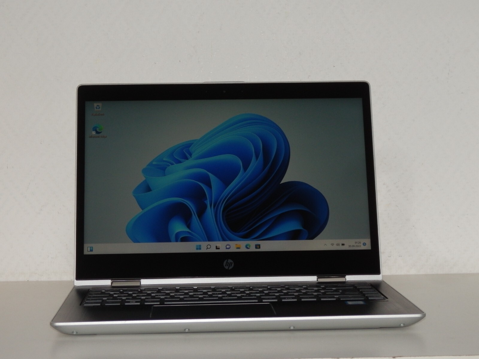 HP ProBook X360 440 G1 , Intel i5-8250U, 8GB Ram 256GB SSD, UHD 620 14″ Zoll FHD