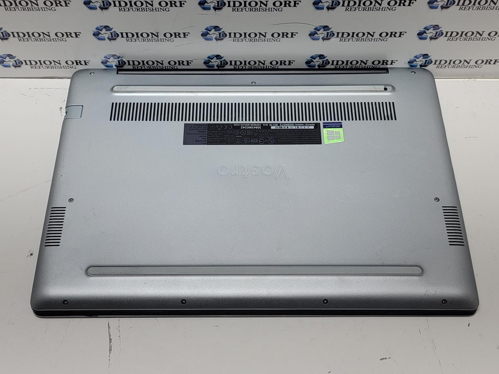 DELL Vostro 5481 i7 8565U 1.80GHz 16GB RAM NO HDD/SSD NO OS SKU 25172