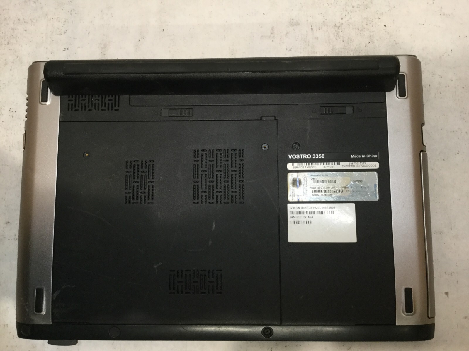 Dell Vostro 3350 / Intel Core i5-2450M @ 2.50GHz / (MISSING PARTS!) -MR