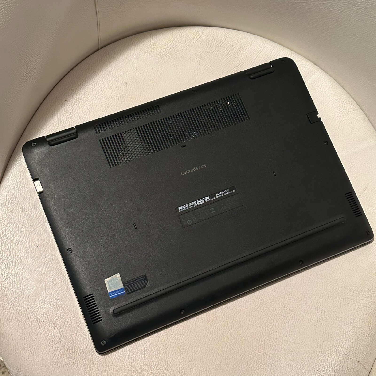 14″ Dell Latitude 3400 Laptop Intel Core i3-8145U 8GB Ram 256Gb SSD Win11 Pro