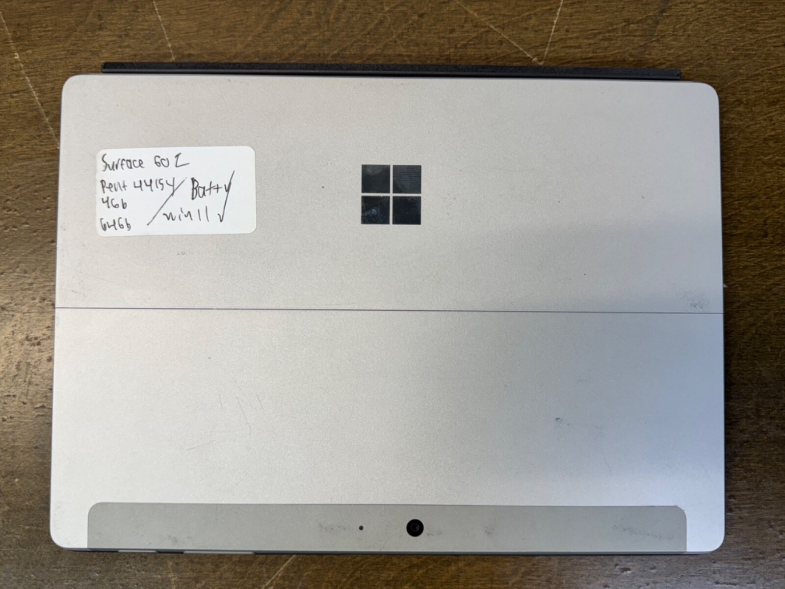 Surface Go – Pentium 4415Y, 4GB RAM, 64GB EMMC