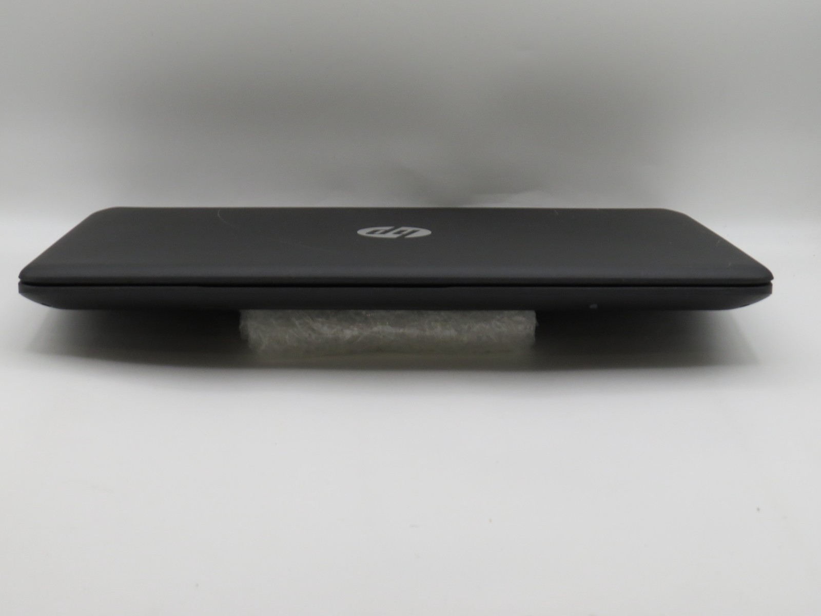 HP 15-f024wm | N3530 @ 2.16GHz | 8GB DDR3 | 256GB 2.5″ SATA SSD | No OS