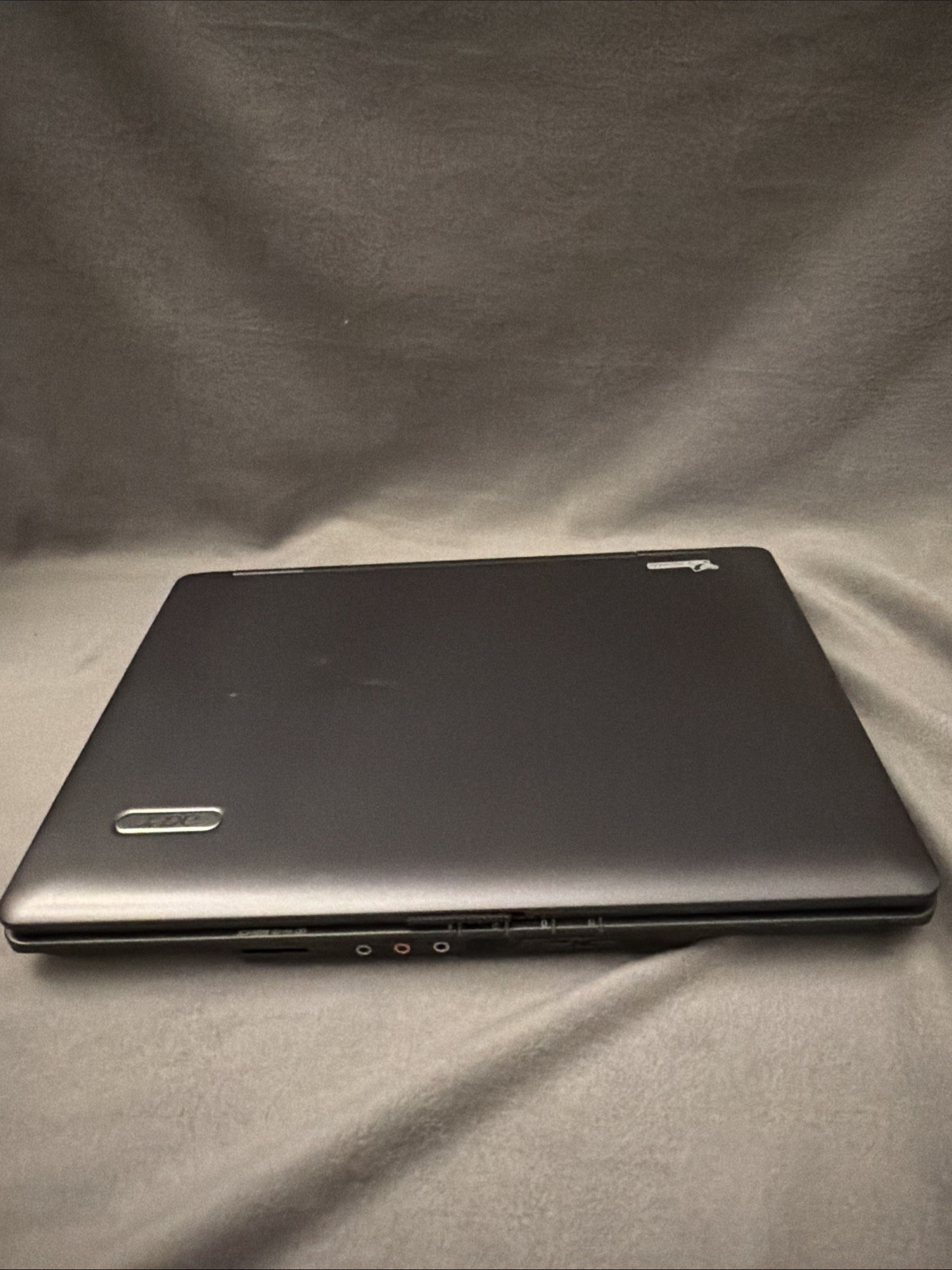 Acer Extensa 5620-4025 Intel Pentium T2370 1.73GHz 120 GB HDD NO CHARGER 4 parts