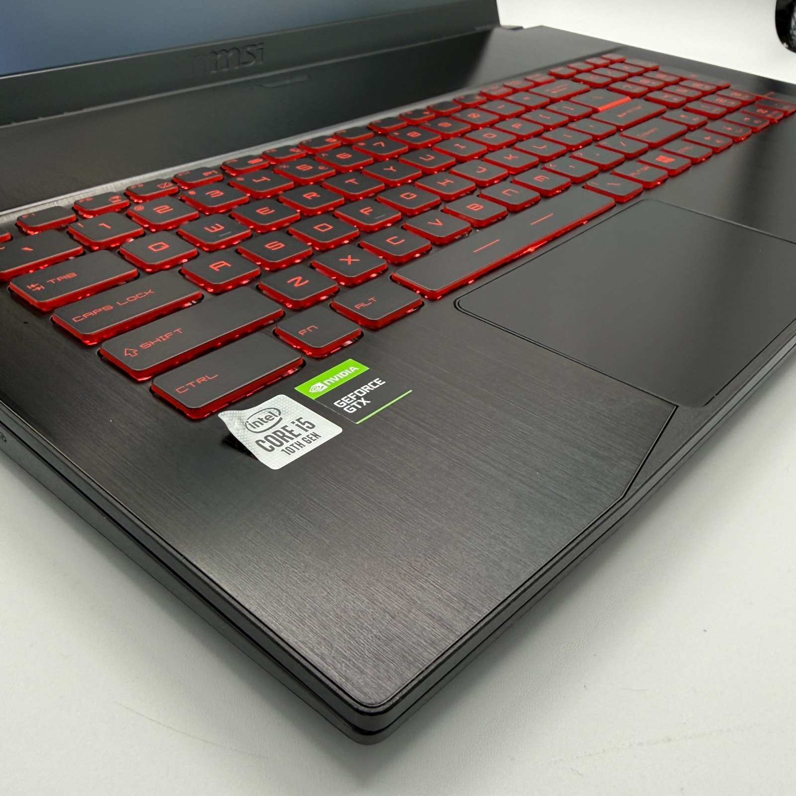 MSI GF75 Thin 10SCSXR i5-10300H GTX 1650 Ti 32GB 512GB SSD Win11 Home Gaming Lap