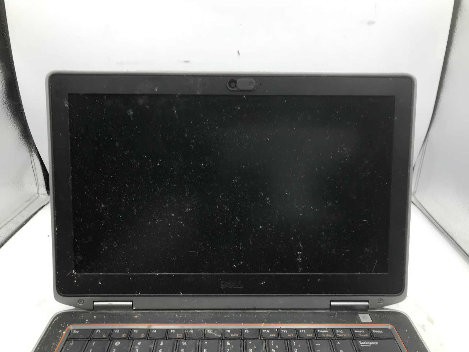 DELL LATITUDE E6320 – FOR PARTS/REPAIR – INTEL I3 2ND GEN – NO RAM -READ DESC-BB