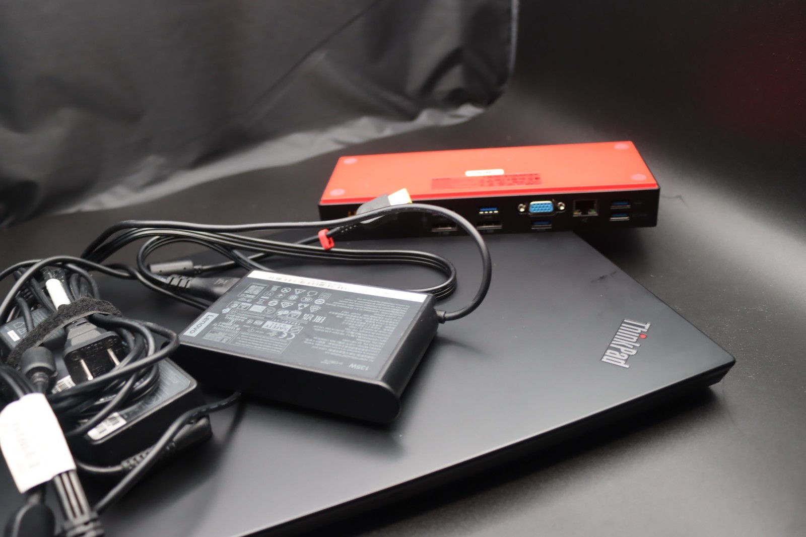 LENOVO THINKPAD P15V GEN 2 i7-11800H@ 2.30GHz 32GB RAM 512GB W11P + Dock Station