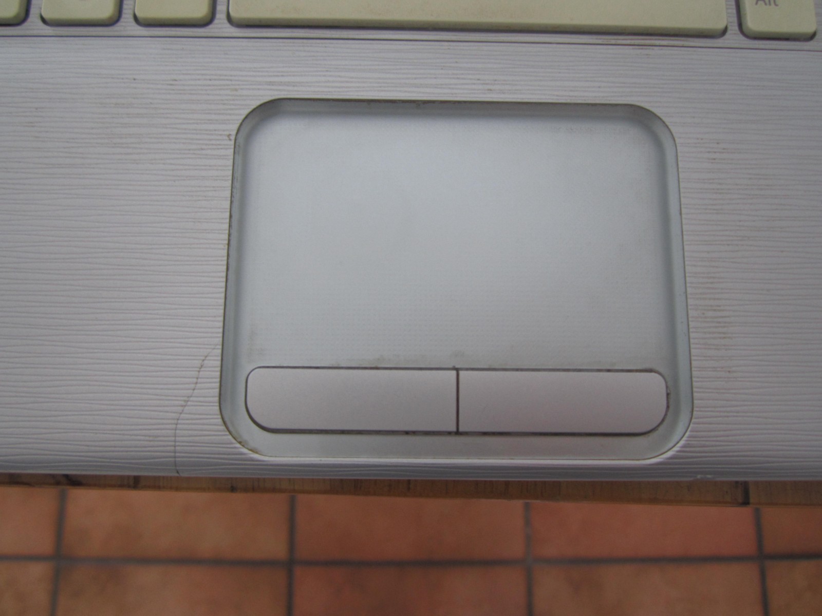 SONY VAIO PCG-7184L Laptop 2.2GHz 4GBRAM 120GBHD SCREEN INTACT NoPwrCord – WORKS