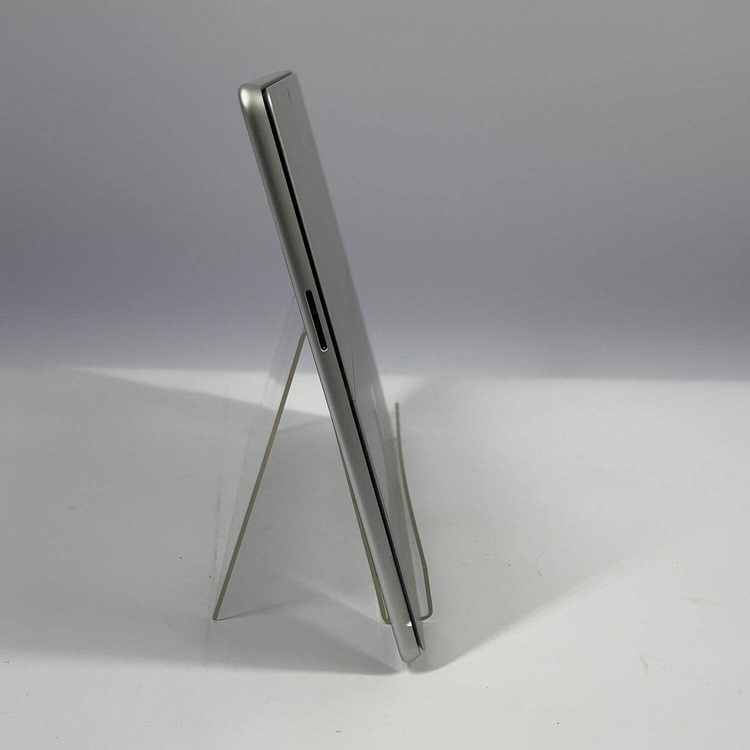 Microsoft Surface Pro 11 2076 13″ Snapdragon X Plus 3.4GHz 16GB RAM 1TB SSD