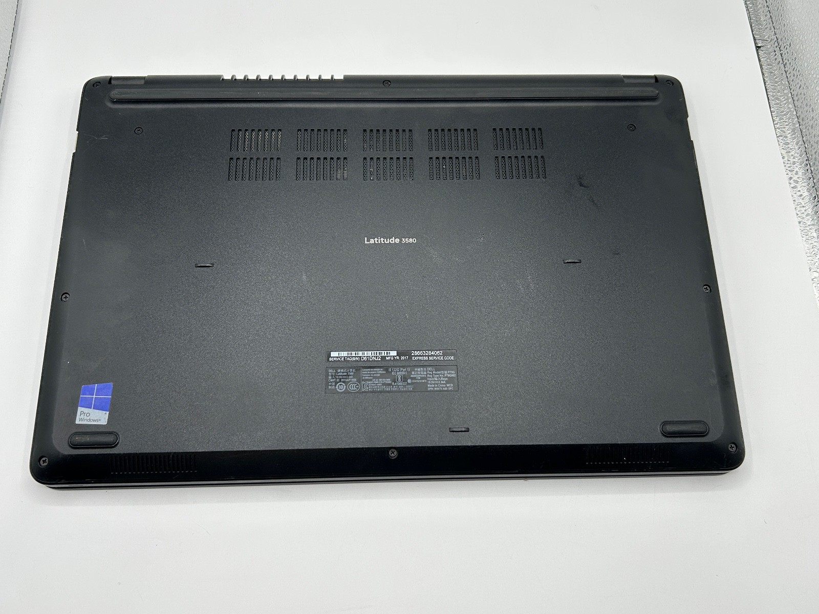 Dell Latitude 3580 15.6″ Laptop i5-7200U 4GB RAM No HDD/SSD