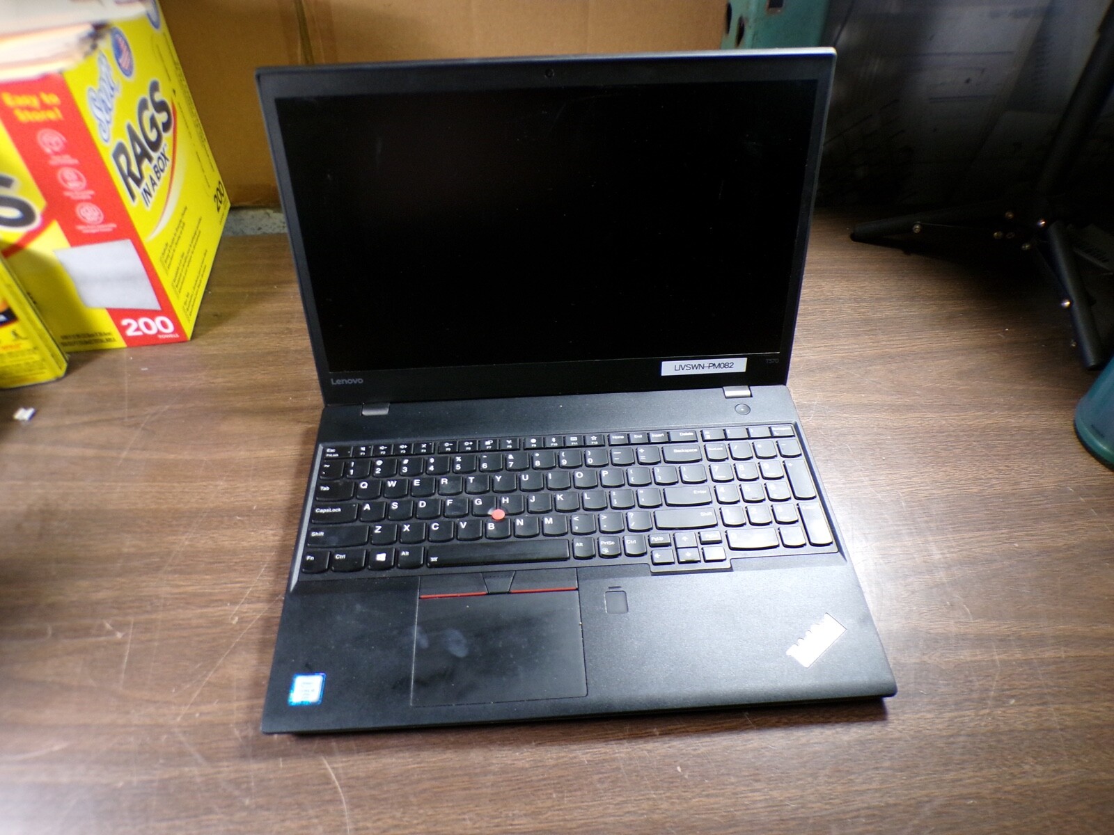 THINKPAD LENOVO T570 INTEL CORE I5-6300U 2.40GHZ 4GB RAM **NO HD/ NO CADDIE