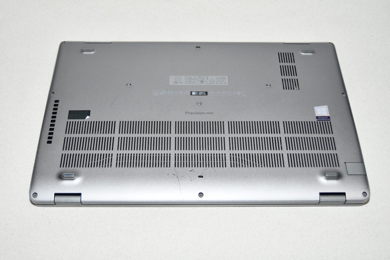 ^ Dell Precision 3550 15.6″ Intel i7-10510U @ 1.80GHz 16GB Ram No HD #X6992