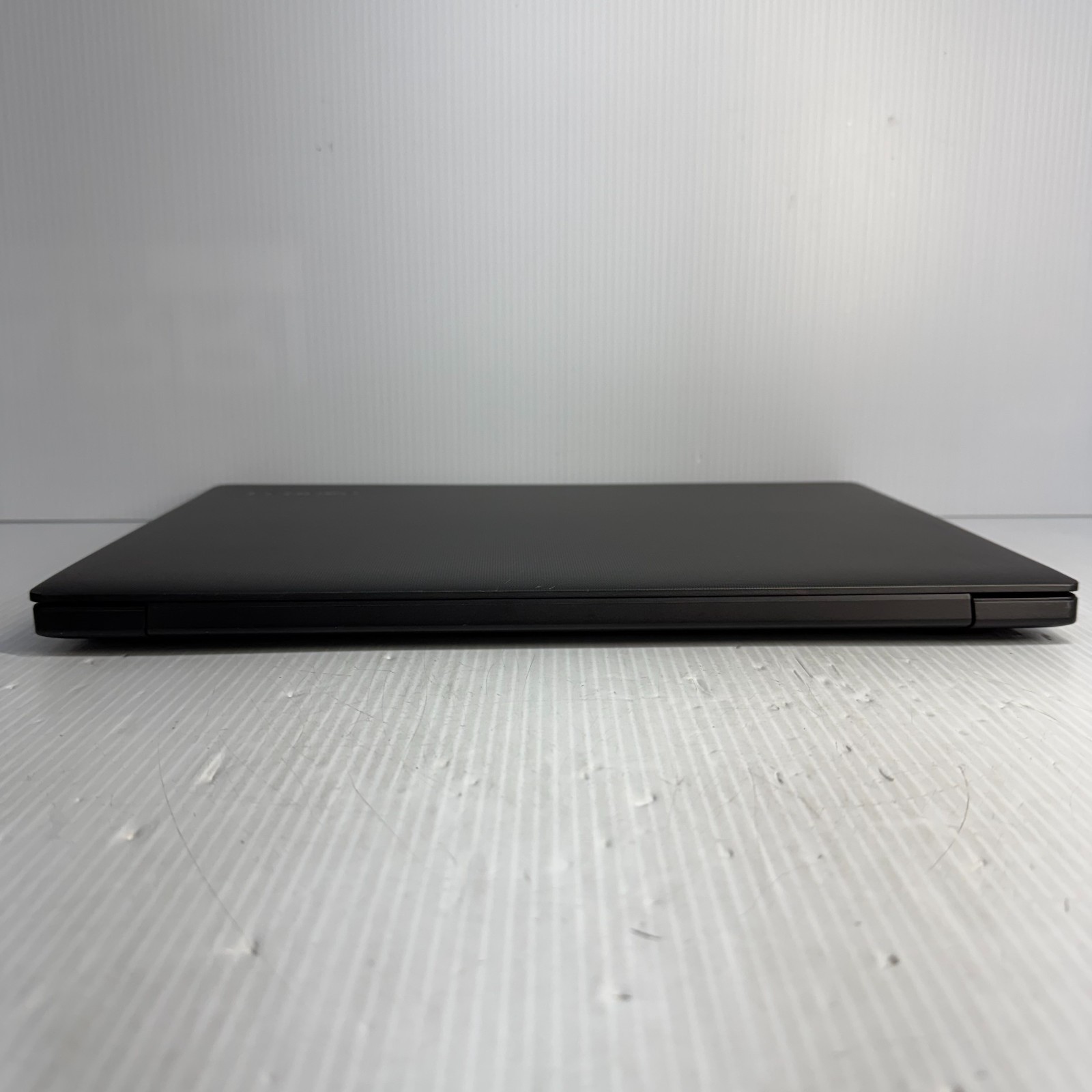 Lenovo IdeaPad 130-15AST AMD A9 Linux Mint 22.3 15.6″ Laptop 128GB SSD 8GB RAM