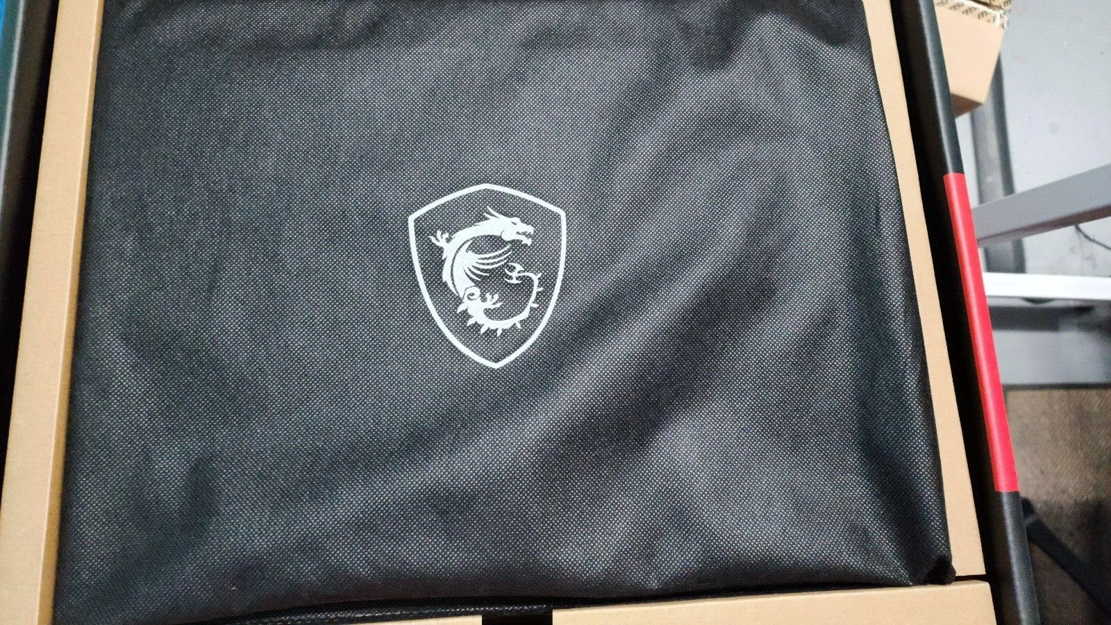msi 17 raider ge78hx gaming laptop