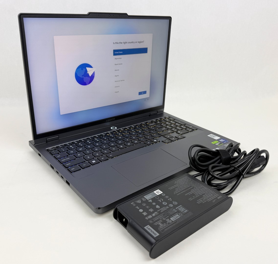 Lenovo Legion 5 16IAX10 16″ Ultra 9 275HX 32GB 1TB SSD RTX 5060 W11H