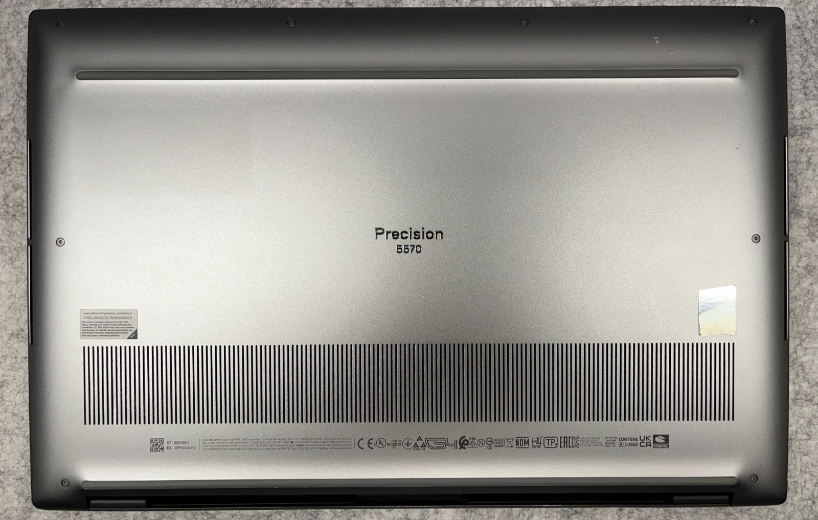 Dell Precision 5570 15.6″ FHD+ Core 6+8 i7-12700H 16G RTX A1000 512GB W11 Pro