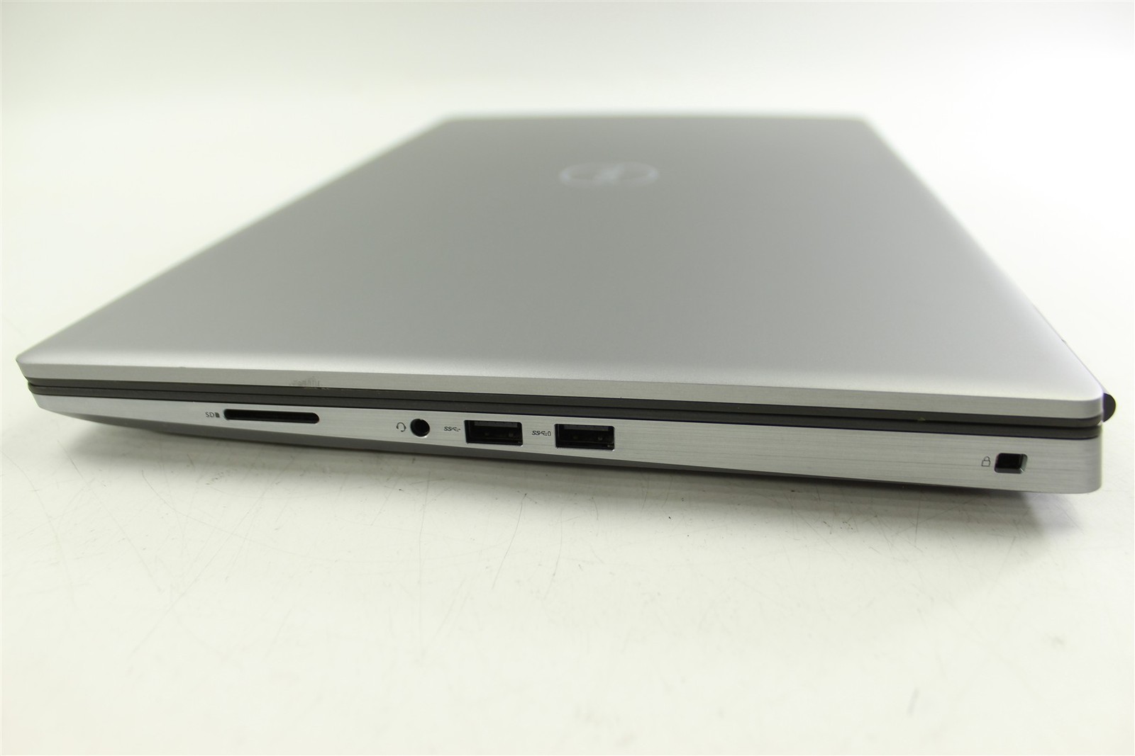 Dell Precision 7750 17.3″ FHD i7-10875H 2.3GHz 512GB SSD 64GB RAM W11P RTX 4000