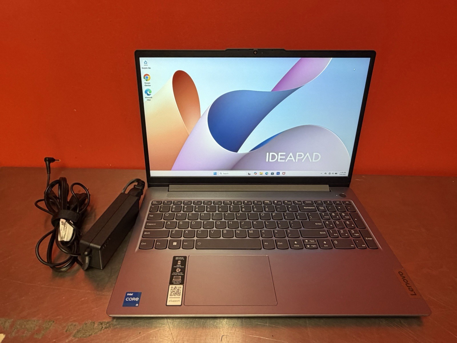 LENOVO 82X700EDUS IdeaPad Slim 3 15IRU8 15.6″ FHD i5-1334U 1.3GHz