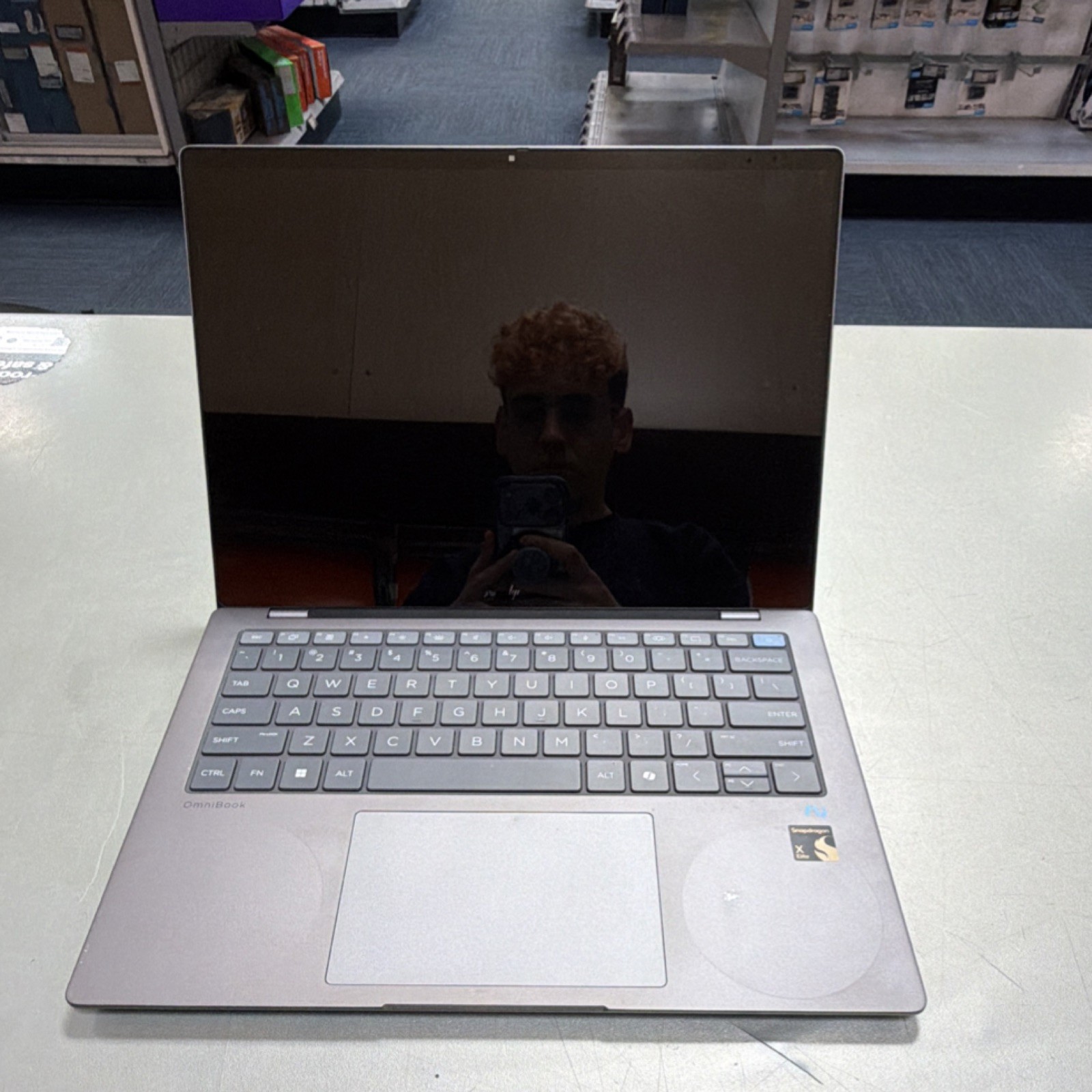 HP OmniBook X 14″ Laptop 14-fe0013dx Silver with Charger