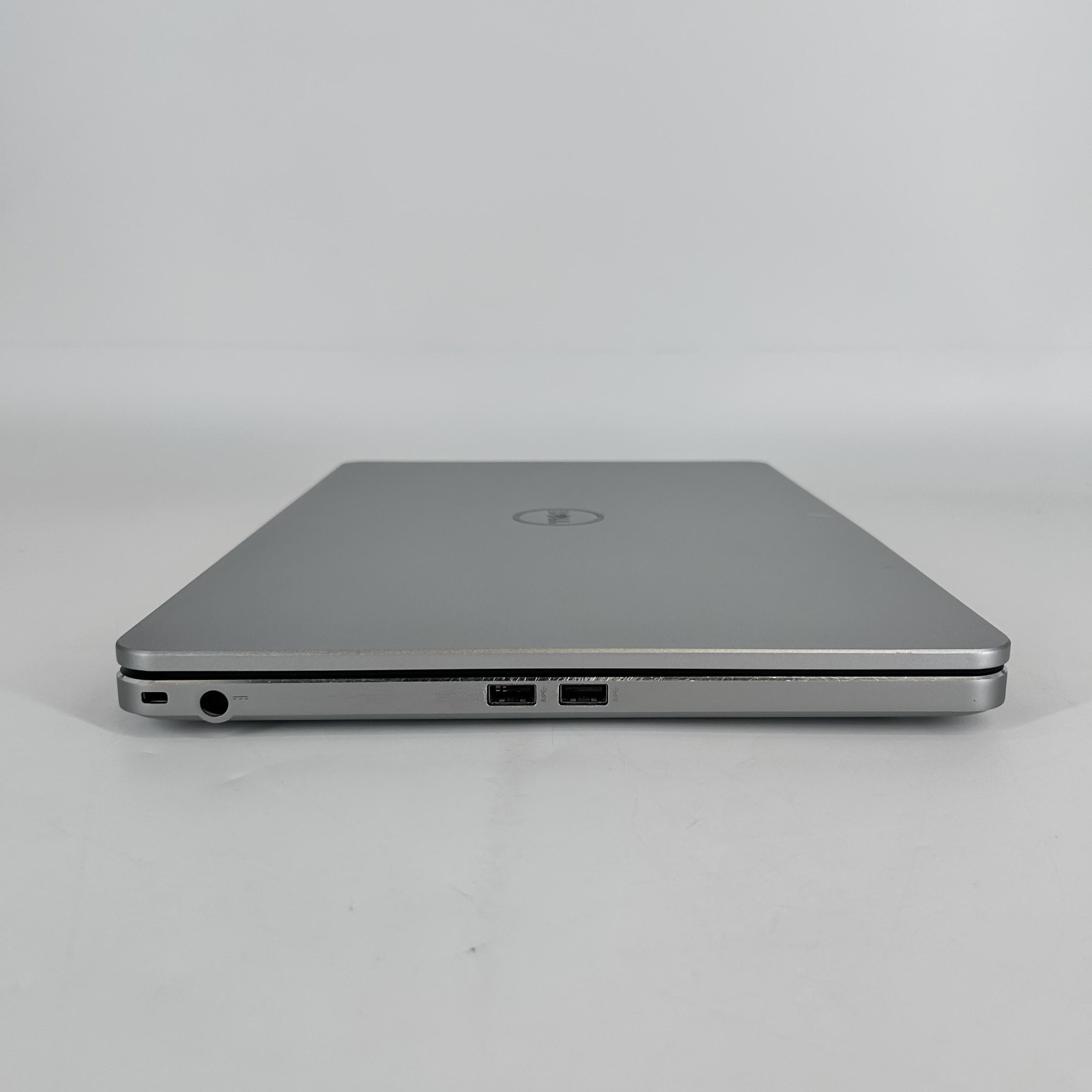 Dell Inspiron 7537 15.6 FHD Grey FHD 2.0 GHz i7-4510U 8GB RAM No Storage