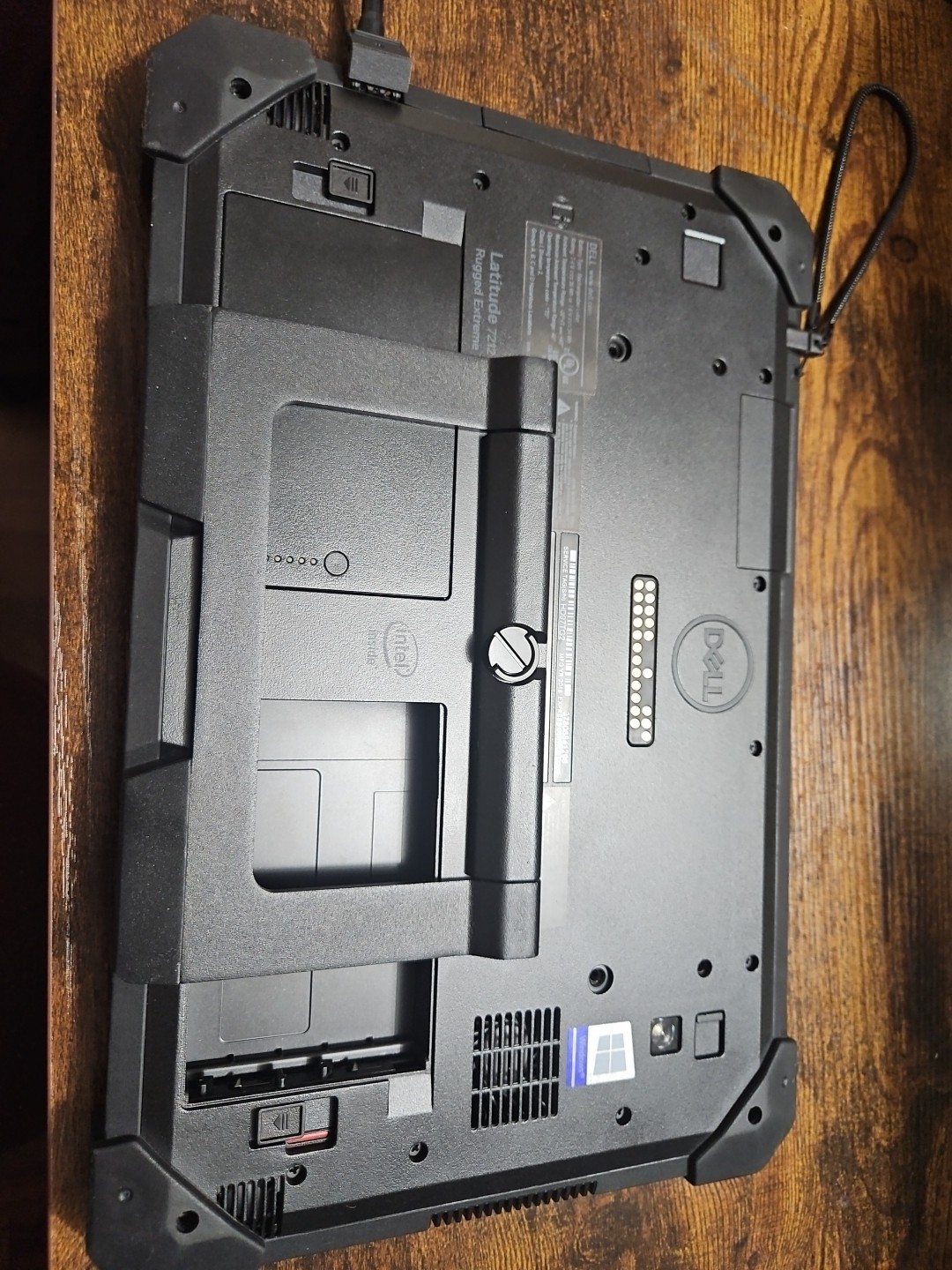 Dell Latitude 7212 Rugged Extreme Tablet I5-6300U, 256GB, 8GB RAM