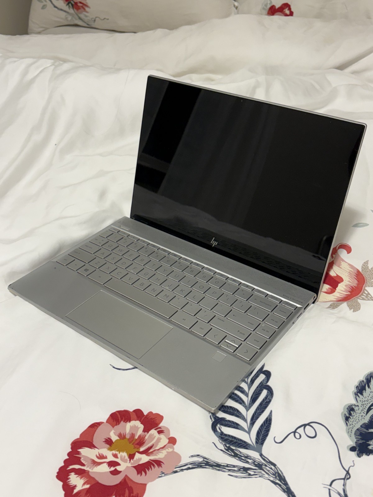 HP Envy 13-aq0011ms 13.3” i5 16GB/512GB – Broken Hinge – Parts/Repair