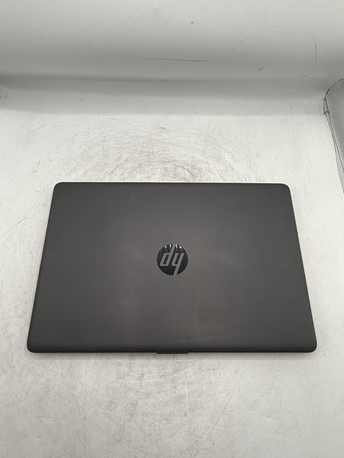 HP 255 G7 15.6” Laptop AMD A6-9225 8GB RAM 256GB SSD Win10P