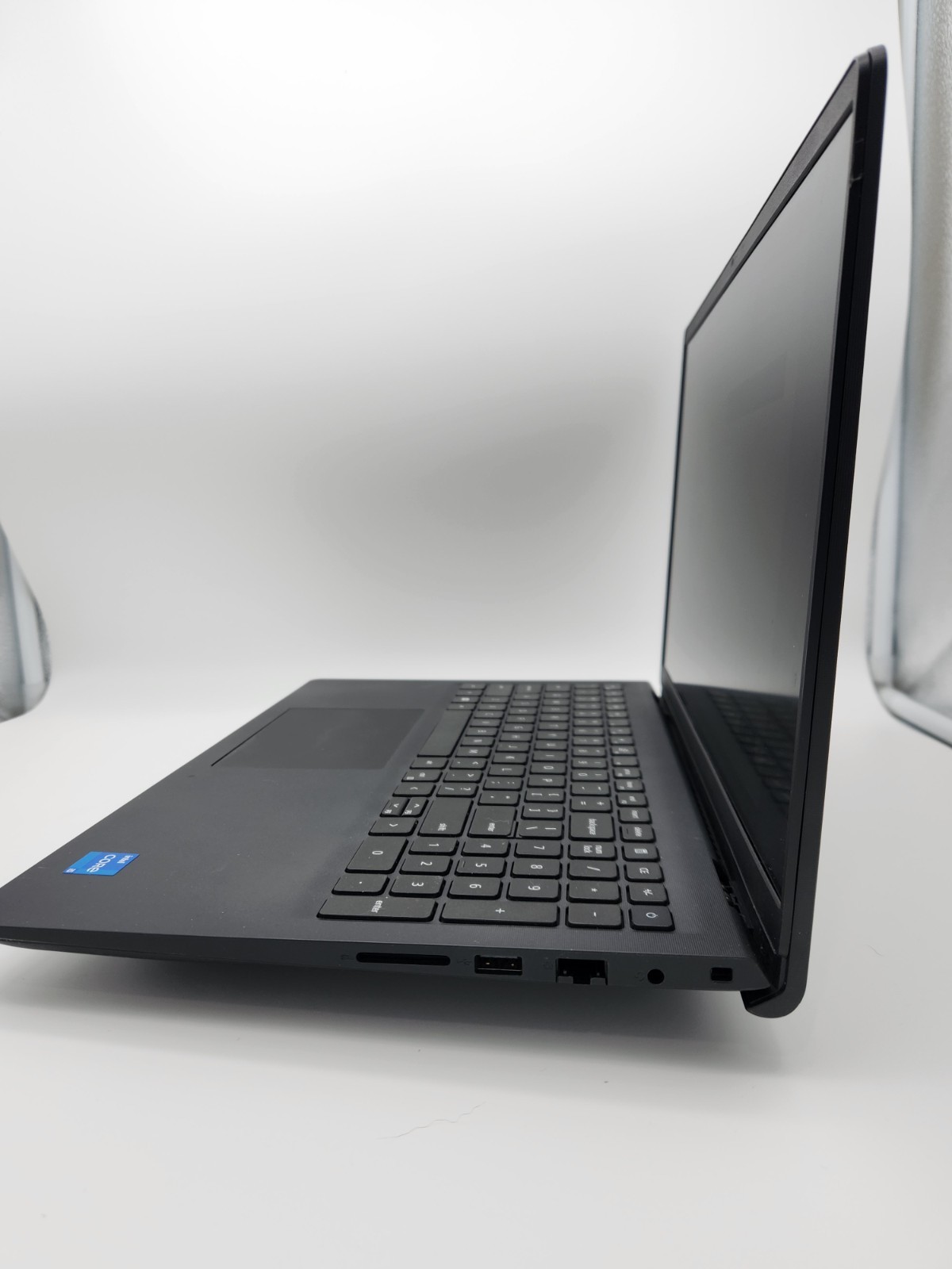 Dell Vostro 15″ 3510 Laptop (i5-1135G7, 8GB RAM, 256GB SSD) Win11 Pro READ DESC